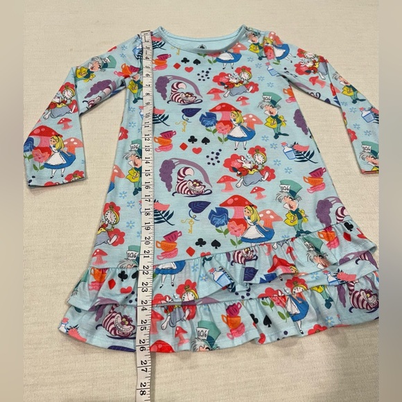 Disney Alice in Wonderland nightshirt Girls Size 5 - Picture 2 of 4